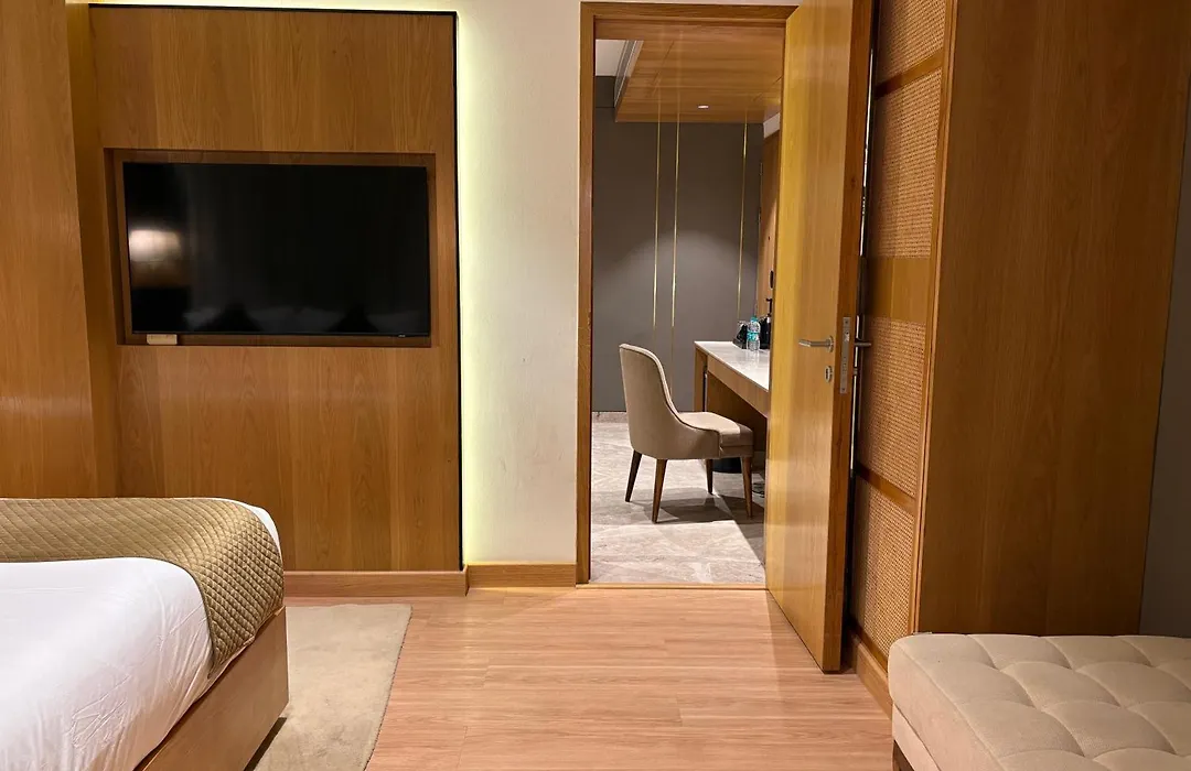 Hotel Grand Imperia-1